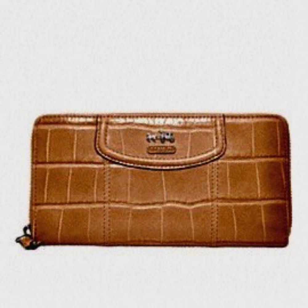 COACH 44412 MADISON 🐊 EMBOSSED ACCORDION WALLET
